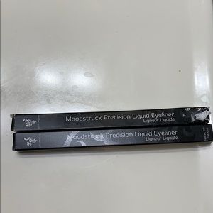 Younique liquid eyeliner